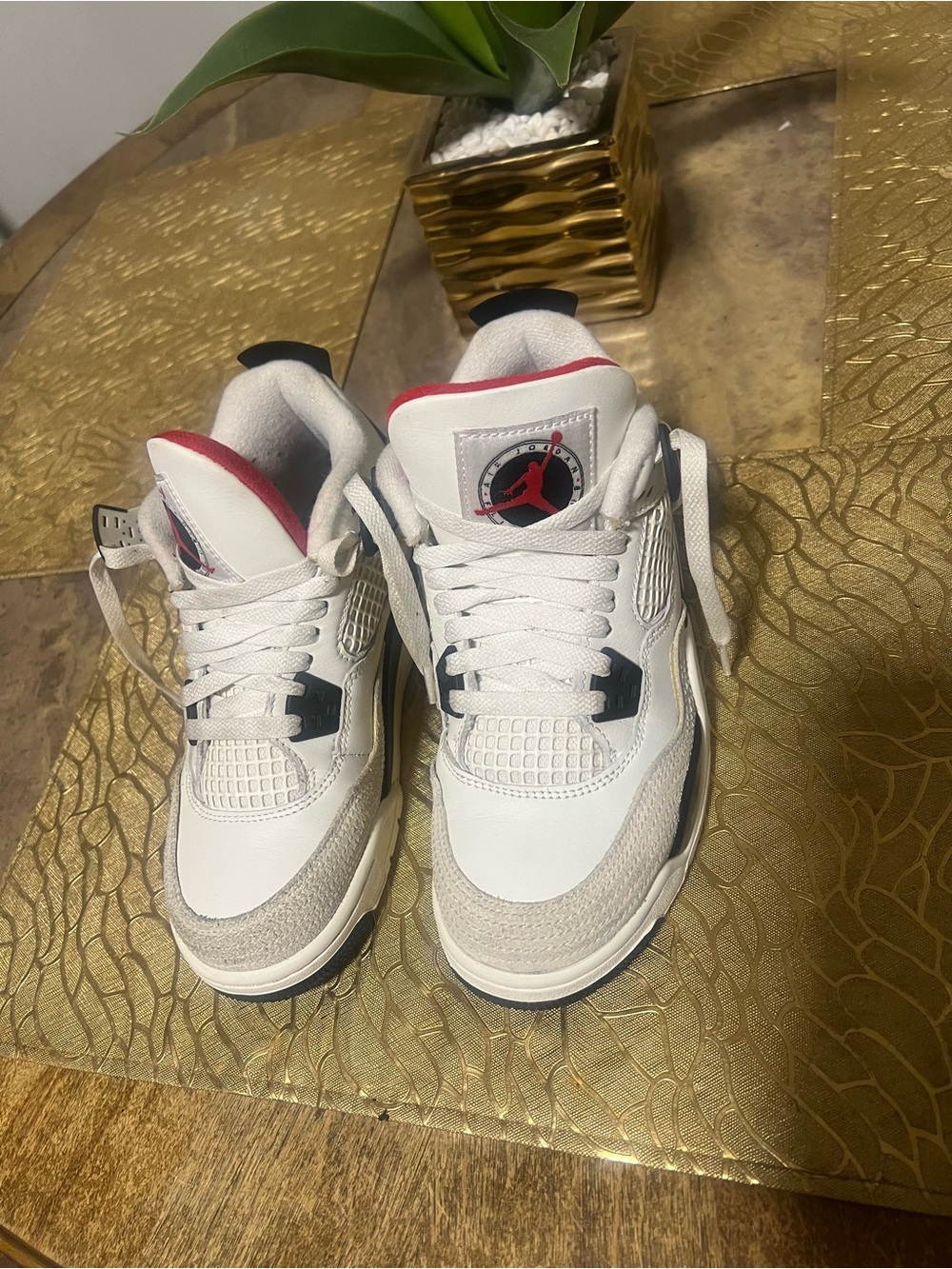 Jordan 4 Retro Fight Club